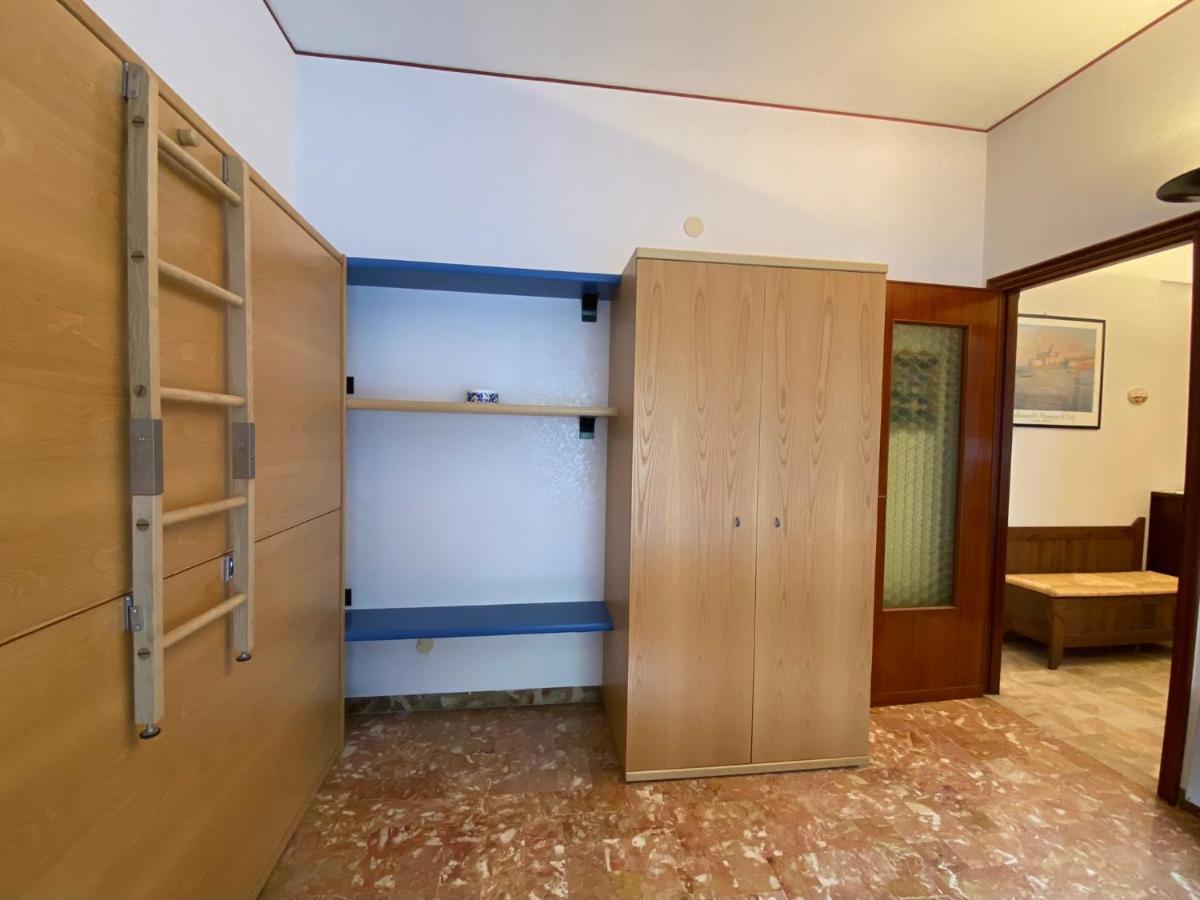 Апартаменты Hostdomus - Bilocale Sul Borgo Финале Лигуре Экстерьер фото